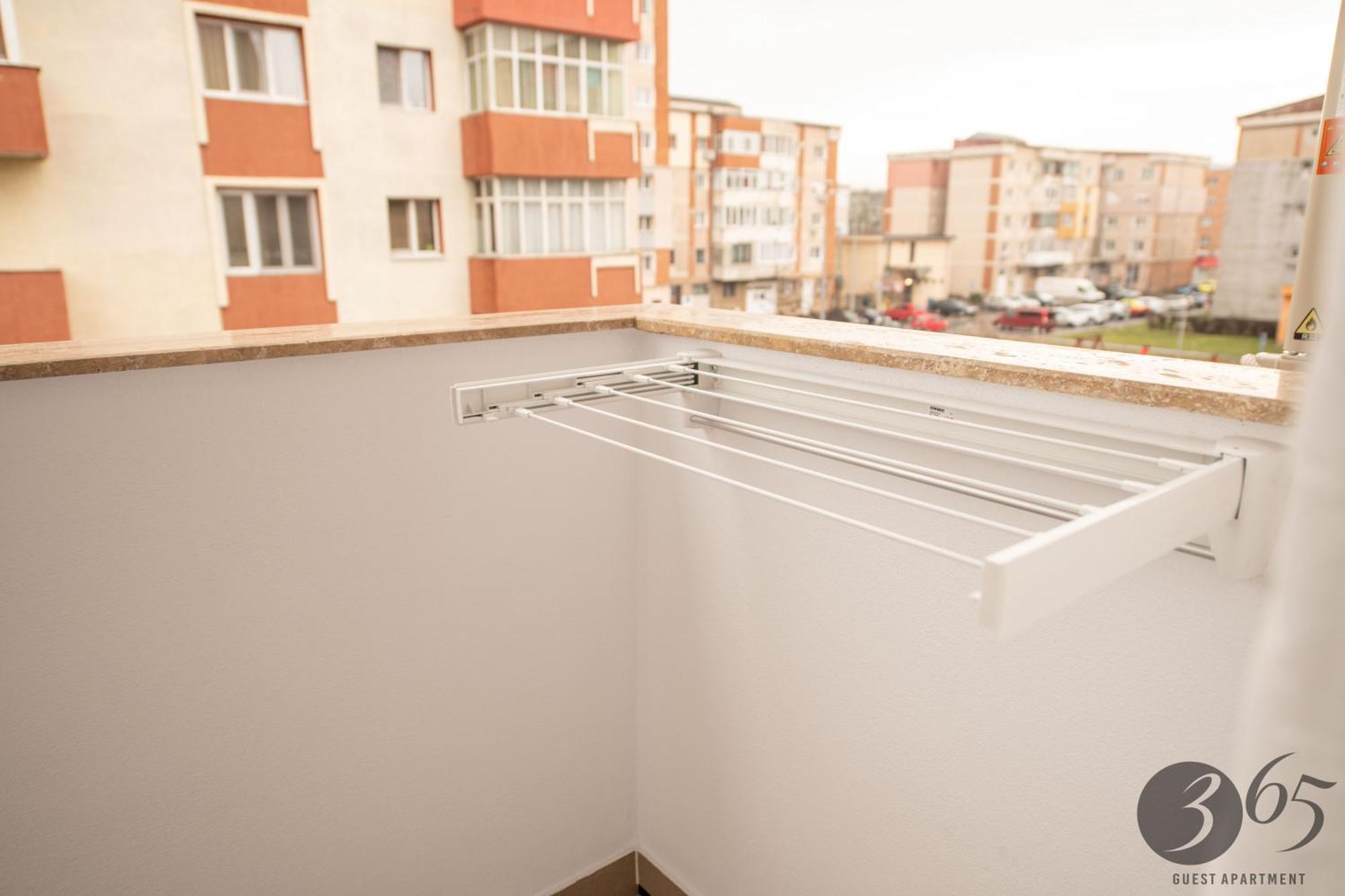 365 Guest Apartment Hunedoara Esterno foto